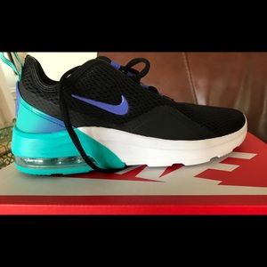 air max motion 2 green